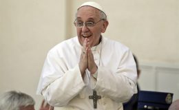 Papež František uznal evoluci i velký třesk: Bůh není kouzelník 10