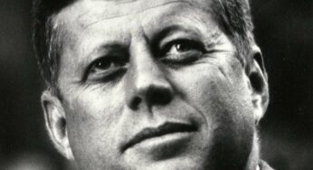 Co všechno může trefit jedna kulka? Pravda o zabití Kennedyho