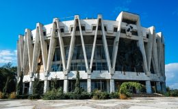 Podívejte se na temný sovětský cirkus 5