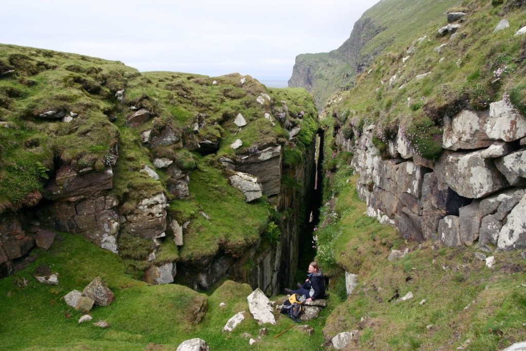260 Debbie, Da Sneck O' Da Smallie, Foula