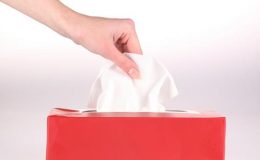 Muže 44 let trápil ucpaný nos. Měl v něm ... 4