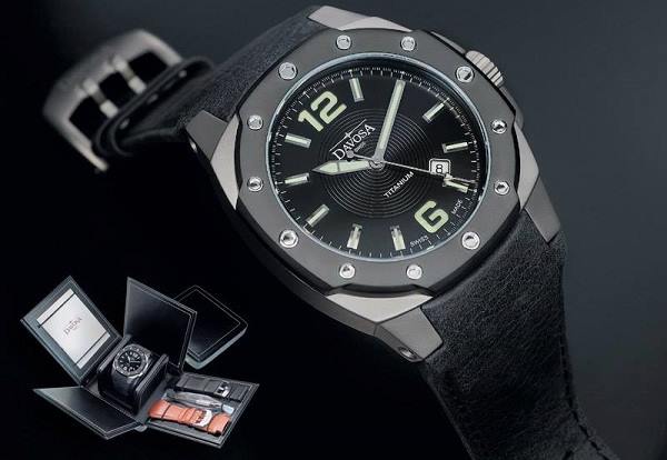 titanium-ii_lifestyle-copy