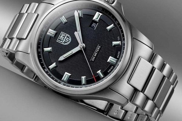 Hodinky LUMINOX DRESS FIELD 1830 - elegance mezi vojáky 1