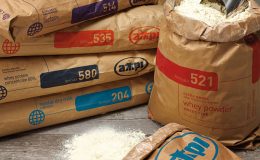 Producenty v EU znepokojují obrovské zásoby sušeného mléka 1