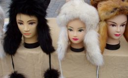 Vogue pobouřil veřejnost reklamou na kožešiny 6