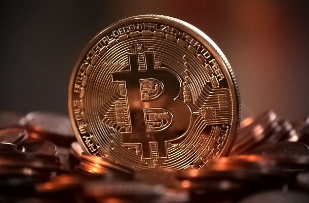 Co nejširší mezinárodní spolupráce by mohla účinně regulovat kryptoměna 1