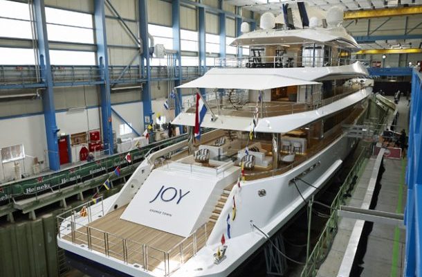 Superjachta Feadship Joy vás ohromí zvenku i zevnitř 1
