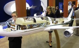 Boeing 747 s na míru upraveným interiérem v hodnotě 250 miliónů dolarů 10