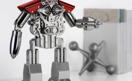 MB & F Melchior: stolní hodiny v podobě robota za 35.000 dolarů 36