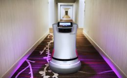 E budoucnost hoteliérství v poslíčcích, kteří nepotřebují spropitné? 35