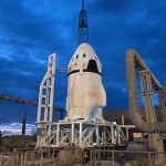Kosmická loď Crew Dragon společnosti SpaceX poletí k Měsíci již v roce 2018 8