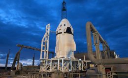 Kosmická loď Crew Dragon společnosti SpaceX poletí k Měsíci již v roce 2018 38