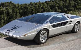 Jedinečné Maseratti z roku 1971 již získá nového majitele 36