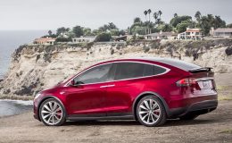 Tesla Model X: první a jediné plně elektrické SUV na světě 3
