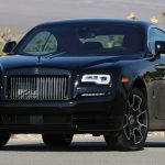 Rolls-Royce vsadil na černou sošku Spirit Of Ecsstasy 8
