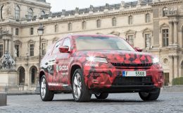 Maskovaná Škoda KodiaQ poprvé v cíli Tou De France 2