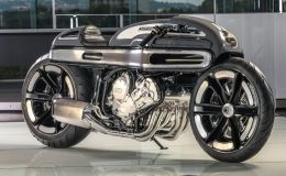 BMW K1600 od Krugger Motorcycles - supermotorka, u které jen těžko zjistíme její původ 41