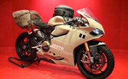 Extrémně šílená úprava nejkrásnějšího motocyklu současnsti? 38