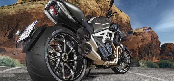 Ducati Diavia 2015: prosím, nelekněte se tygra mezi kočkami! 1