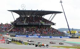 Když nevíte co penězi, kupte si závodní okruh F1 Nürburgring v Německu 37