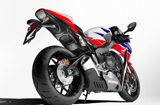 Honda Fireblade 2014 SP: okruhový seciál k 21. výročí 1