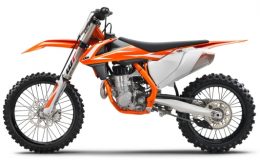 KTM 450SX-F: nová, vylepšená a ještě lépe připravena na rizikové situace 41