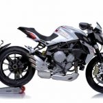 MV Augusta Brutale 800 Dragster: Italská motorka, kterou si musíte užít! 3