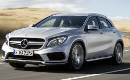 Mercedes Benz GLA 45 AMG: dvoulitr s výkonem 360 koňských sil!!! 37