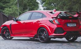 Video: objevte jedním stiskem klávesy druhou tvář nejvýkonnějšího modelu Honda Civic Type R 38