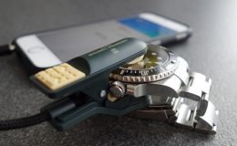 Frederique Constant Analytics - výkonné zařízení na změření přesnosti hodinek 38