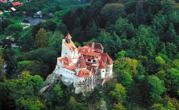 GOTICKÝ HRAD RUMUNSKÉHO VLÁDCE DRÁCULY JE NA PRODEJ 3