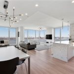 NEW YORSKÝ PENTHOUSE S VÝHODAMI. V CENĚ JE ROLLS-ROYCE PHANTOM, JACHTA A LETNÍ DOVOLENÁ 8