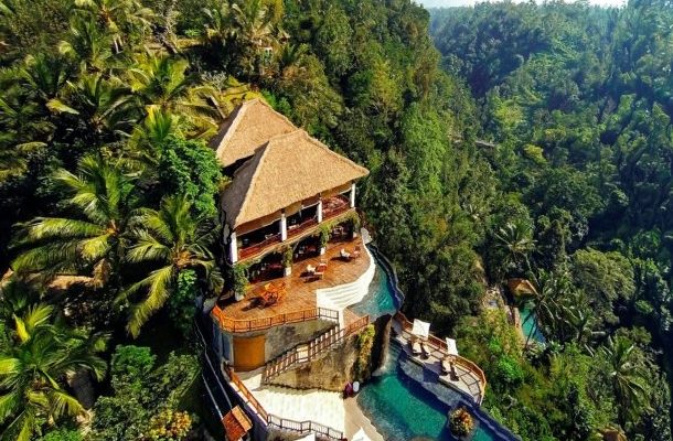 5 TOP LUXUSNÍCH HOTELŮ, KDE SA VYPLATÍ STRÁVIT NOC 1
