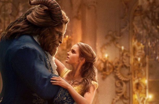 TRAILER NA FILM KRÁSKA A ZVÍŘE S EMMOU WATSON PŘEKONAL  PADESÁT ODSTÍNŮ TEMNOTY 1