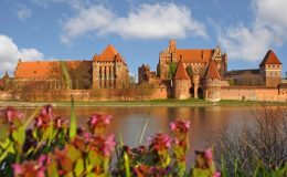 NEJVĚTŠÍ HRAD NA SVĚTĚ NAJDEME V POLSKU 4