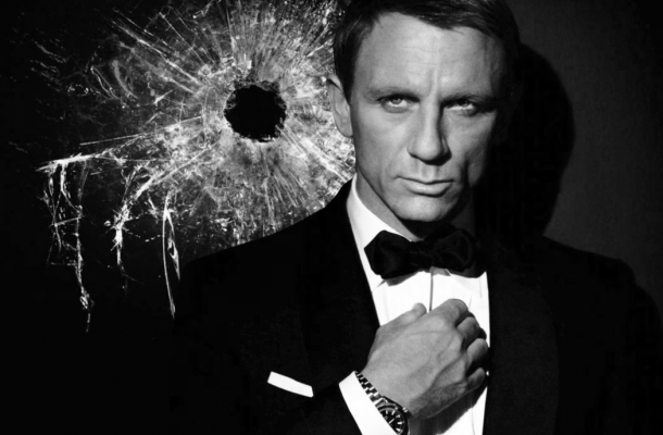 TIP NA DÁREK PRO KAŽDÉHO MILOVNÍKA BONDOVEK – KNIHA THE JAMES BOND ARCHIVES 1