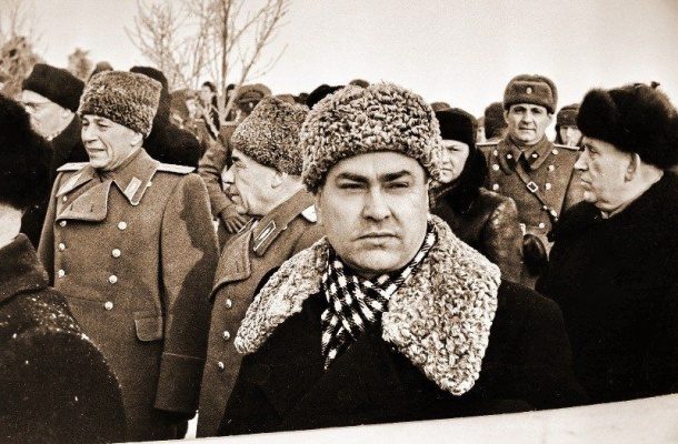 PŘÍBĚH BEZNOHÉHO LETCE, Z KTERÉHO SE STAL HRDINA VÁLEČNÉHO NEBE 1