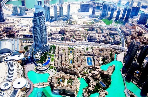 DUBAJ – LUXUS, POSTAVENÝ NA  POUŠTI 1