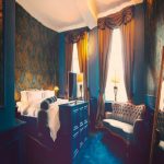 50 DRUHŮ ŠAMPAŇSKÉHO A DIOR V ŠATNÍKU? SEZNAMTE SE S NEJSOFISTIKOVANĚJŠÍM HOTELOVÝM APARTMÁNEM 9