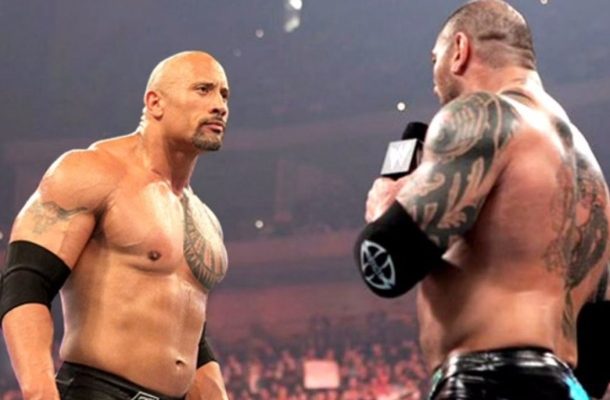 "THE ROCK" ROZZLOBIL  SVÉHO BÝVALÉHO ZAMĚSTNAVATELE 1