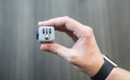 DOTYKOVÁ HRAČKA PRO DOSPĚLÉ FIDGET CUBE VÁS ZARUČENĚ NIKDY NEOMRZÍ! 5