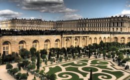 DOKONALÝ OBRAZ KRÁLOVSKÉHO ZÁMKU SE JMENUJE VERSAILLES 40