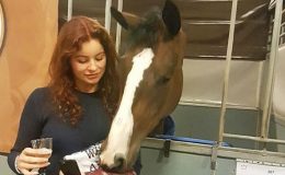 TAKTO CESTUJE NEJMLADŠÍ MILIARDÁŘKA NA SVĚTĚ 6