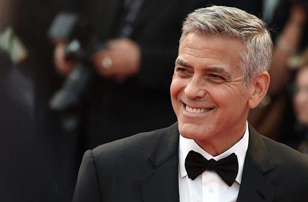 GEORGE CLOONEY SE SVÝM 14 PŘÁTELŮM ODVDĚČIL ZA ROKY PODPORY – KAŽDÝ Z NICH DOSTAL MILION DOLARŮ 1