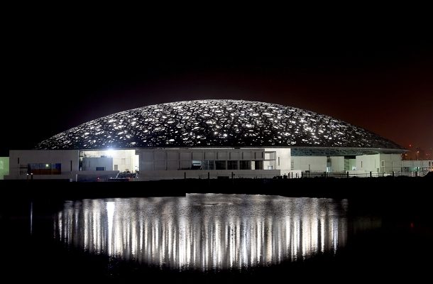 V ABU DHABI OTEVŘELI PRVNÍ UNIVERZÁLNÍ MUZEUM NA SVĚTĚ 1