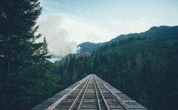 TOP 5 NEJÚŽASNĚJŠÍCH VLAKOVÝCH TRATÍ 9