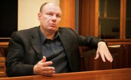 RUSKÁ MILIARDÁŘKA  ŽÁDÁ OD SVÉHO BÝVALÉHO MANŽELA 15 MILIARD DOLARŮ! 39
