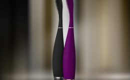 ŠVÉDOVÉ  PŘEDSTAVILI ZUBNÍ KARTÁČKY VYROBENÉ Z 18-KARÁTOVÉHO ZLATA A PLATINY 39