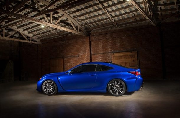 NEJSILNĚJŠÍ LEXUS RC F JE PŘIPRAVENÝ PORAZIT KONKURENCI! 1