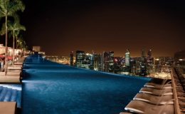 MARINA BAY SANDS: LUXUSNÍ STŘEDISKO, V KTERÉM ZAPOMENETE NA DOVOLENOU NA HORÁCH 1